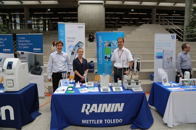 11_fm14_exhibition02