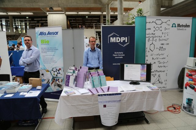 11_fm14_exhibition08