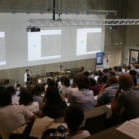 12_lecturehall_3824