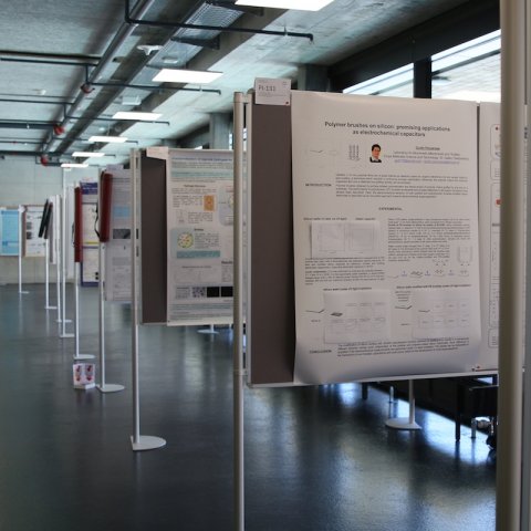 13_posters_4657