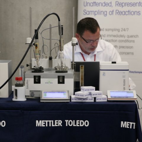 14_exhibitors_4652